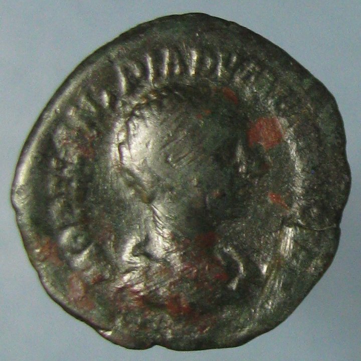 An-Interesting-Find---A-Diadumenian-Fouree-Denarius